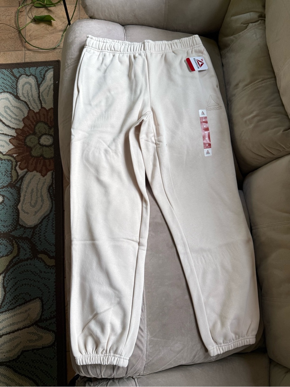 Reebok Women’s Cream Joggers- NWT